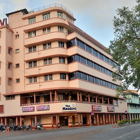 Hotel Mandovi 파나지 외부 사진